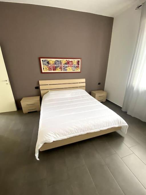 Nice House Luminoso Con Terrazzo Γκαλλαράτε Εξωτερικό φωτογραφία